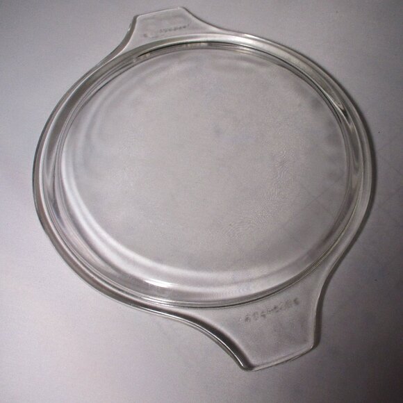 474-C -26 Pyrex lid for round 1 1/2 qt casserole - Picture 1 of 4